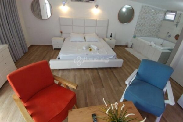 מקום בחוף הירוק