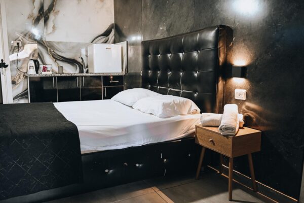 אדל רומס גילה