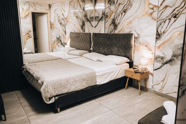 אדל רומס גילה