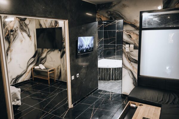 אדל רומס גילה