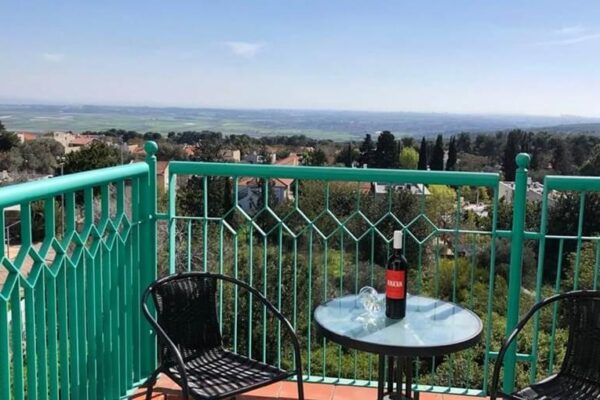 אהבה מול הנוף