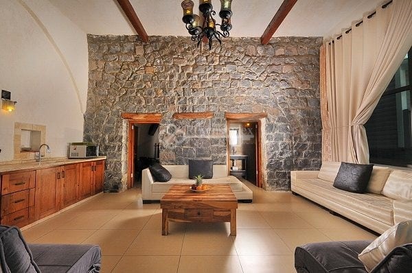 אחוזת כינורות