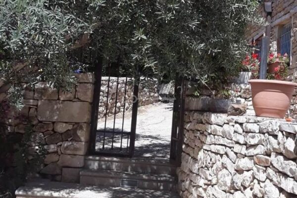 הפינה הנסתרת