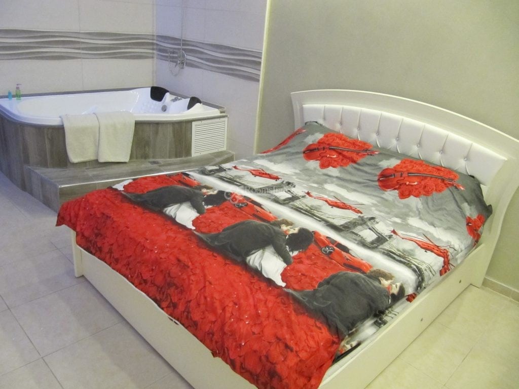 החדרים של טל