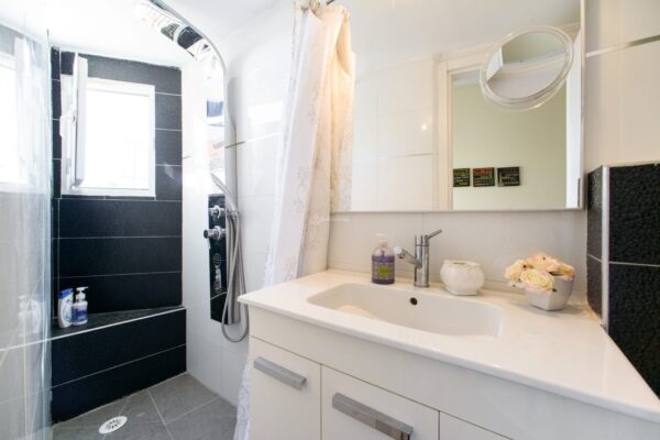 פנינת נווה צדק