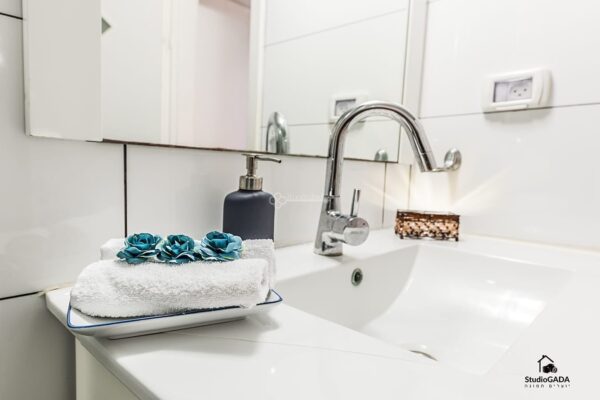 אהבה על שפת הכנרת