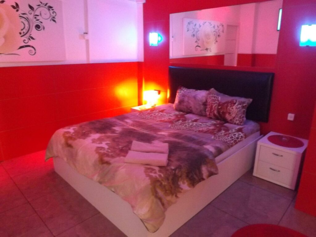 מוצרט חדרים בקריות