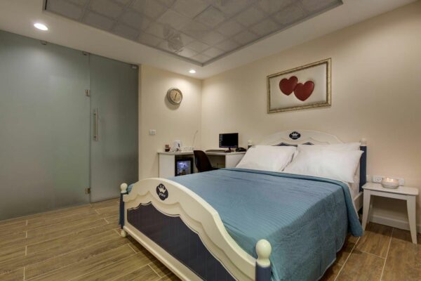 מלון טוקן TOUCAN