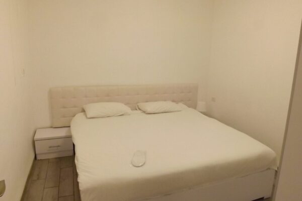 אהבה בשחקים נווה שאנן