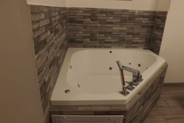 אהבה בשחקים נווה שאנן