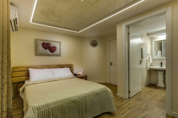 מלון טוקן TOUCAN