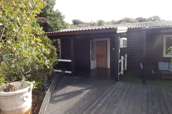 אחוזת בראשית