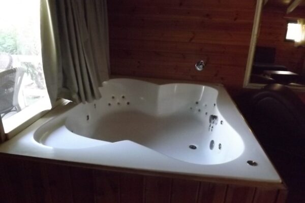 אחוזת בראשית