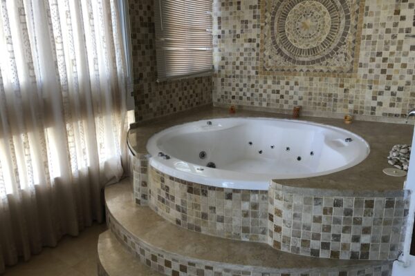 סוויטה מול הים