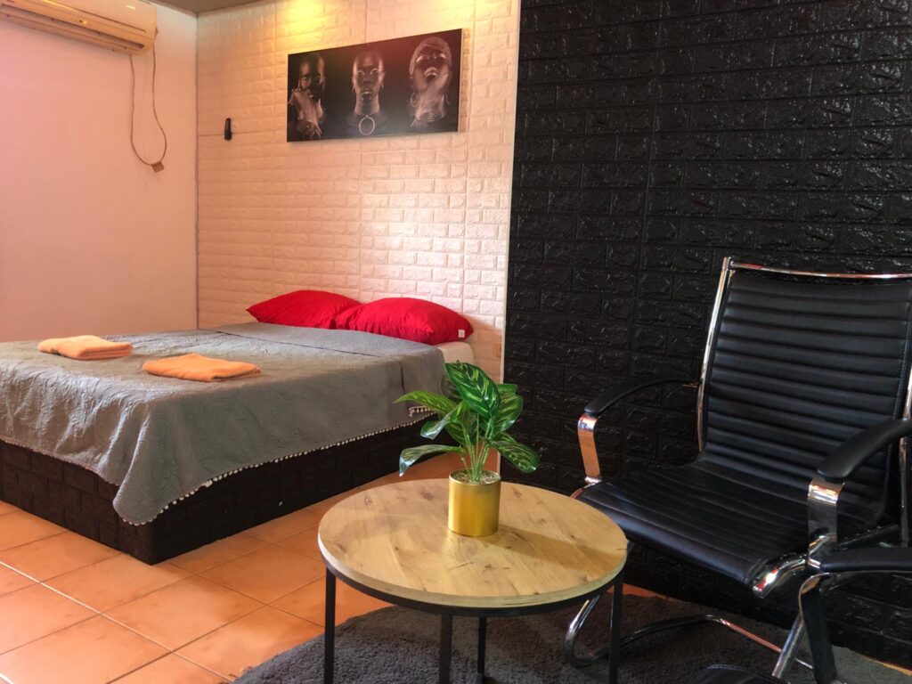 דירות בוטיק ליד הים