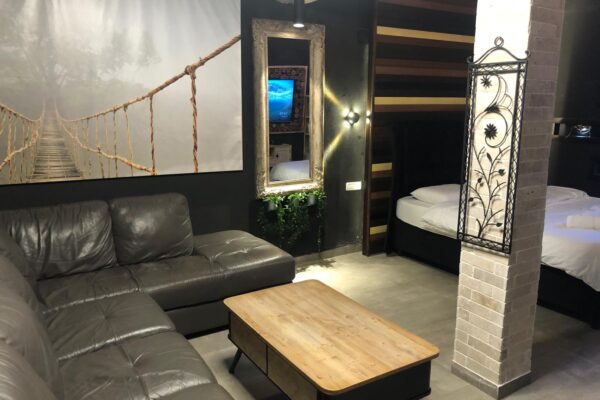 המסכה רויאל