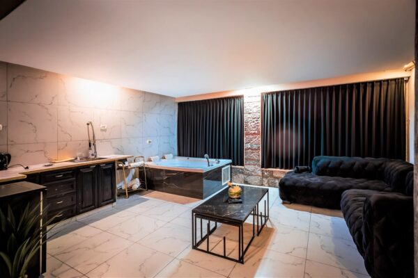 סוויטת דלוקס נצרת