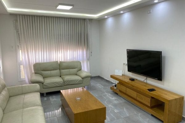 הדירה של קרינה