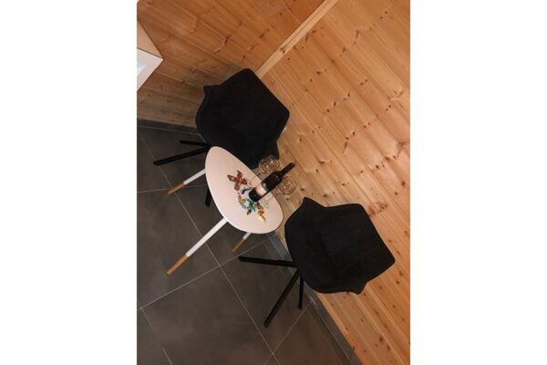 הבקתה בנס ציונה