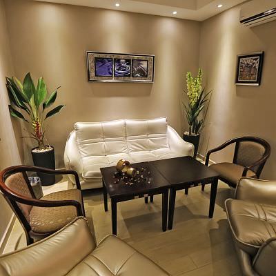 מלון האוס בפתח תקווה