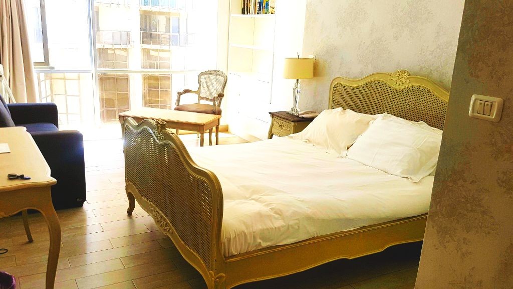 סייסטה מול הים