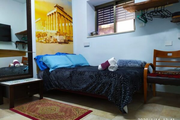 פינה רומנטית בחדרה