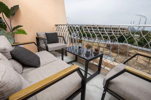 גולדן פלייס