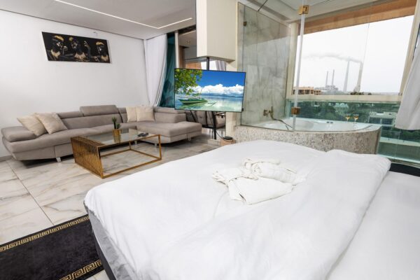 גולדן פלייס