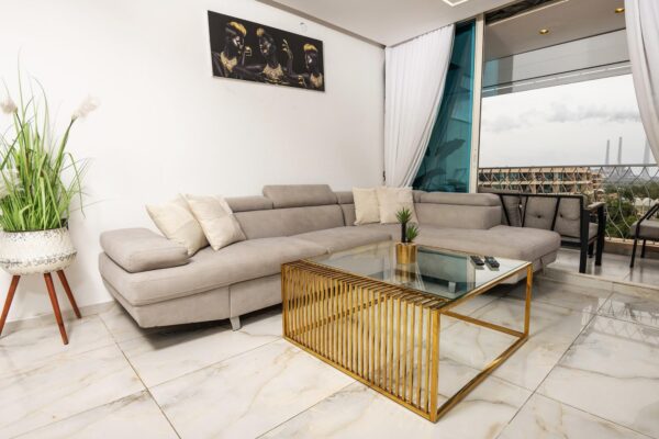 גולדן פלייס