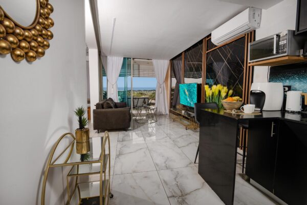 גולדן פלייס