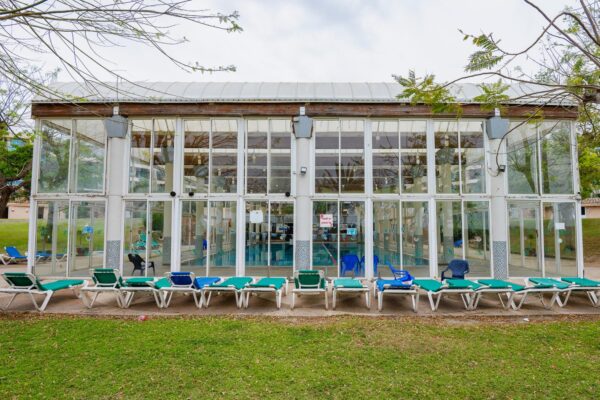 גולדן פלייס