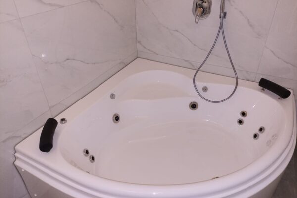 פנינת האורנים סוויטות נופש לפי שעה