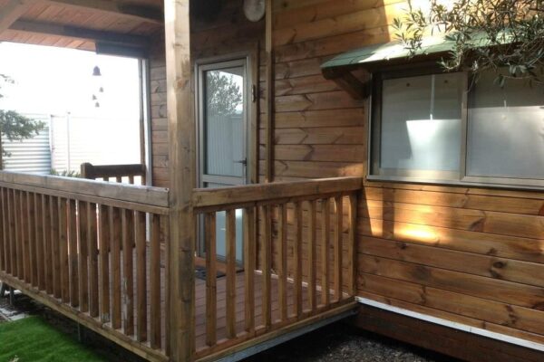 הבקתה המגניבה באקליפטוסים