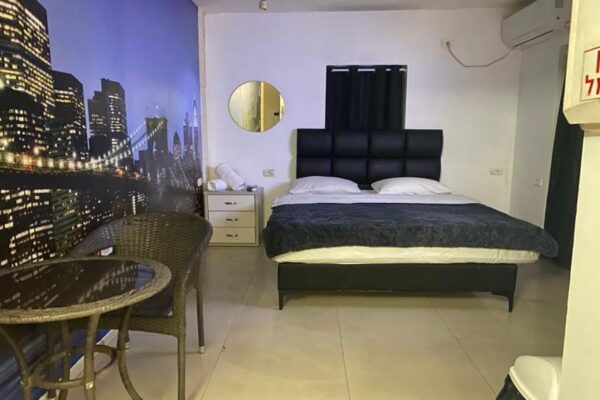 אגדה לשניים