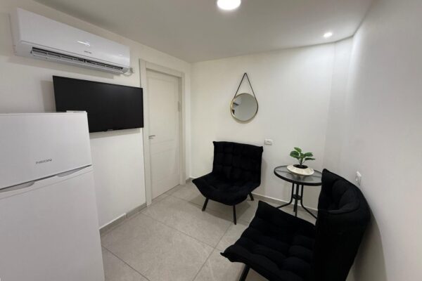 אהבה ליד הנחל