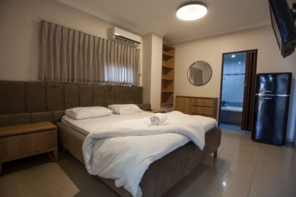 אחוזת האושר