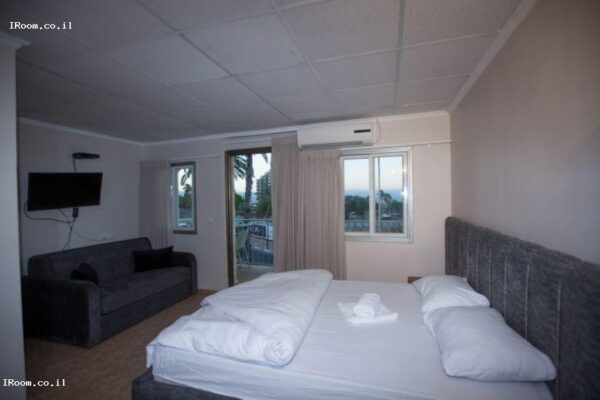 אחוזת האושר