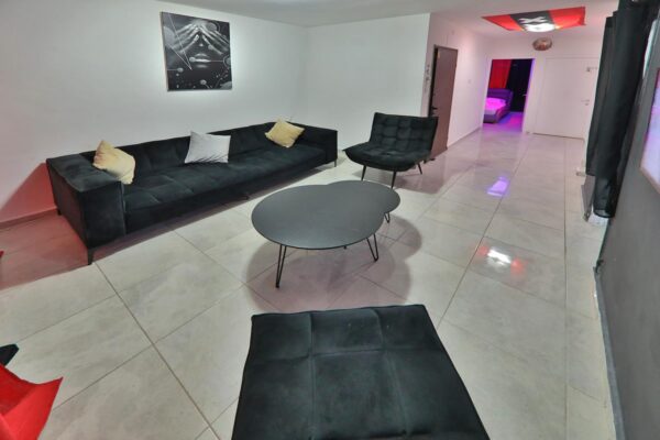 אמסטרדם בנוף הגליל