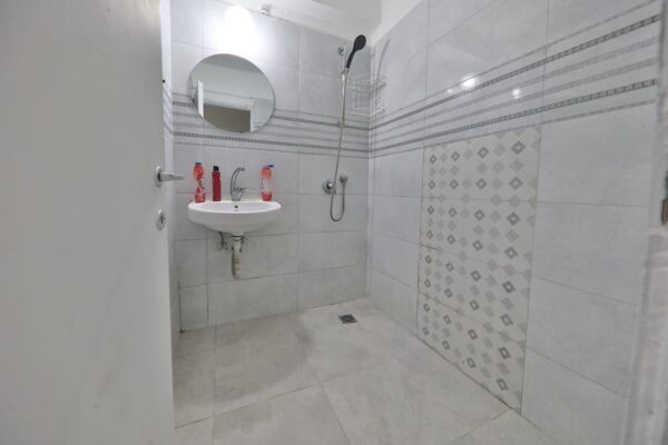 אמסטרדם בנוף הגליל