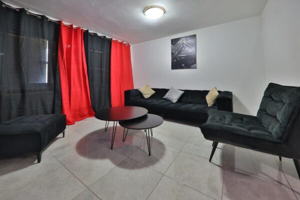 אמסטרדם בנוף הגליל