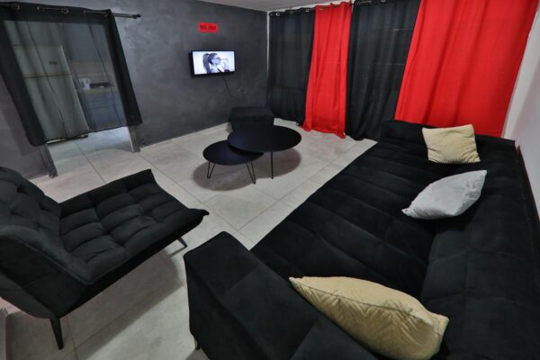 אמסטרדם בנוף הגליל