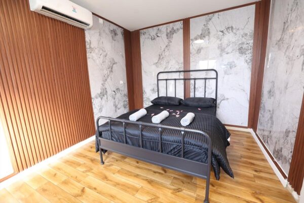 בוטיק החלוץ