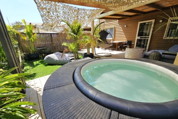 בקתה וספא במגדים