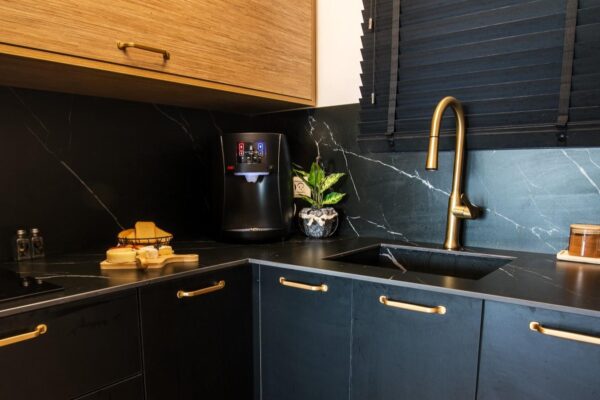 בריזה מול הים