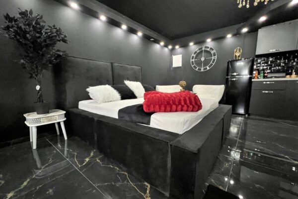 הסוויטה האדומה