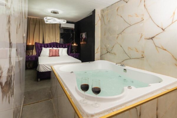 הסוויטה הסודית