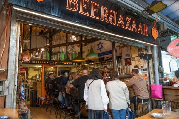 הסוויטה על השוק