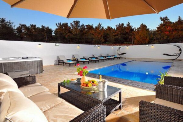 הפנינה הנסתרת