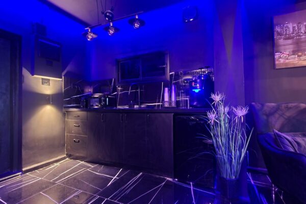 סוויטת בלאק טופ