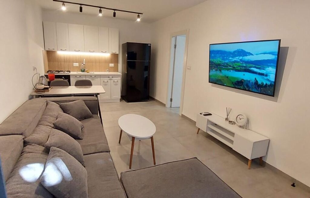 golden room גולדן רום